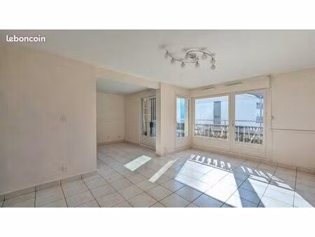 appartement 3 pièces 79 m²