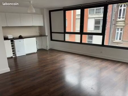 lille - rue macquart /vieux lille /quai du wault