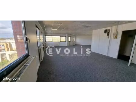 bureaux 78 m²
