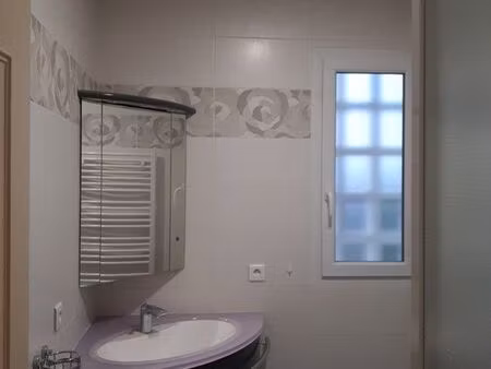 appartement t3  garage et jardin