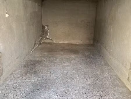 vends garage ville la grand