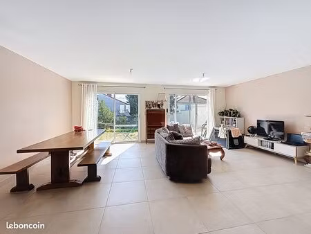 maison 105 m² 4 pièces