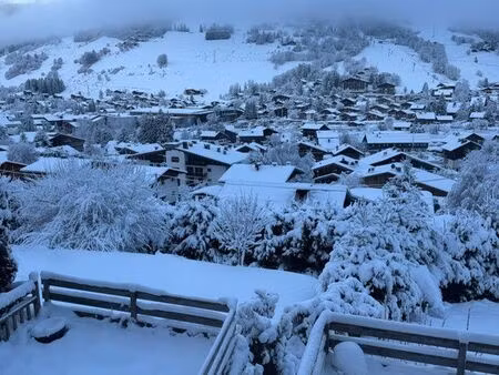 centre megève – t2 34 m² + jardin 60 m² + terrasse + parking – vue exceptionnelle