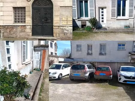 melun hyper-centre-ville: tout à proximité  train direct pour paris à 25 mn