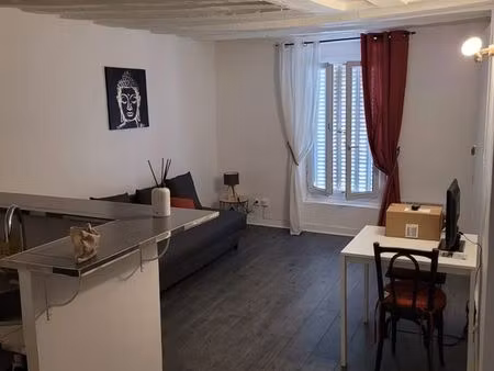 studio meublé de 23 m² – proche rer b – 640 /mois hc - disponible