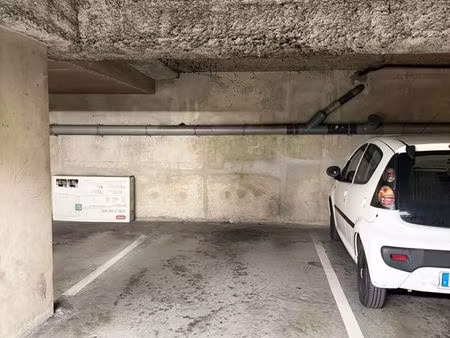 ◊ parking à louer – centre-ville poissy (78300)