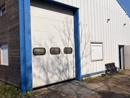 entrepôt commercial