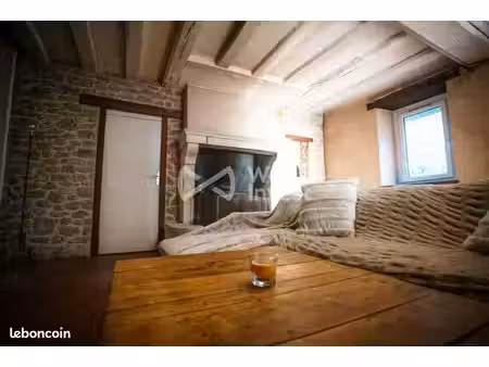 maison 9 pièces 235 m²