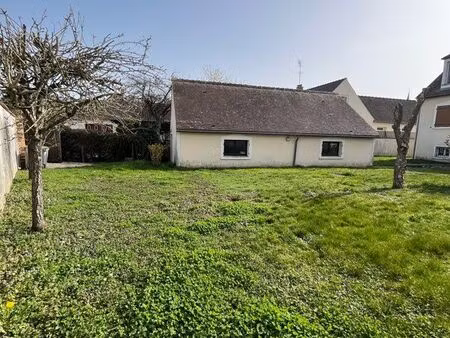 vend terrain avec local 390m2