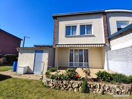 maison 4 pièces 70 m²