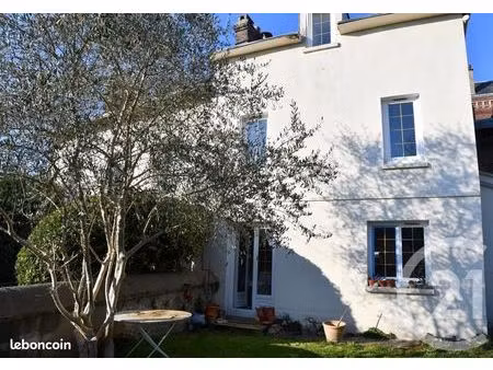 maison 3 pièces 80 m²