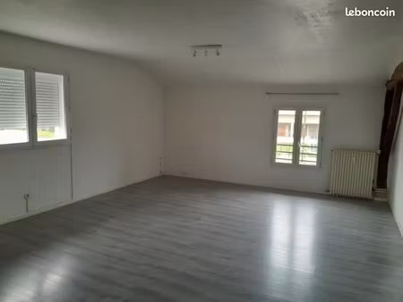 appartement 2 pièces 61 m²