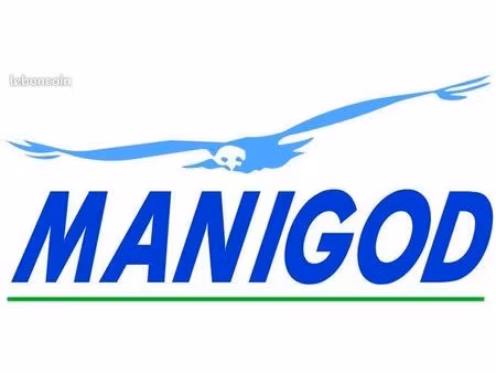 manigod 74230 domaine de l etale merdassier bureau commerce local centre station local rén