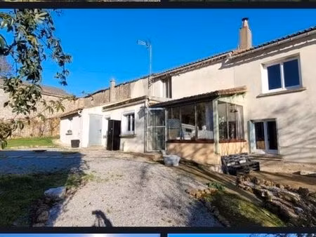 maison à la campagne