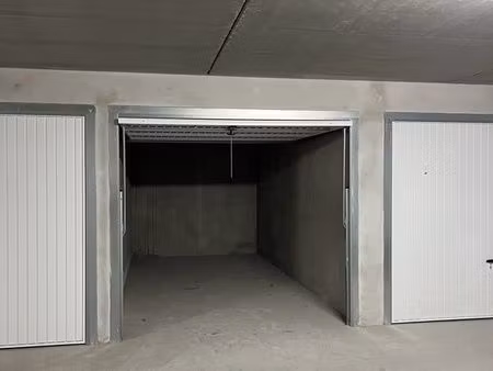garage à louer