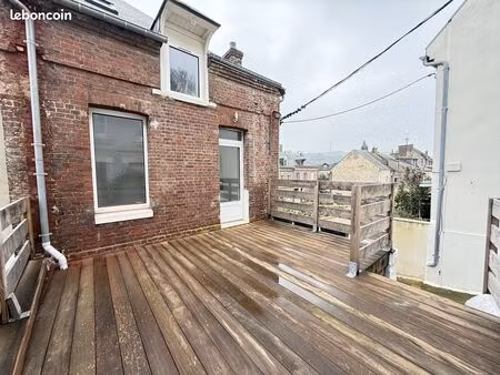 appartement 6 pièces 70 m²