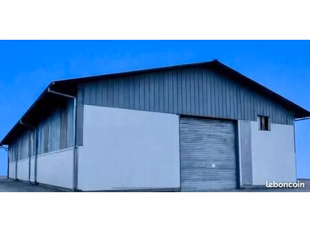 entrepot proche autoroute