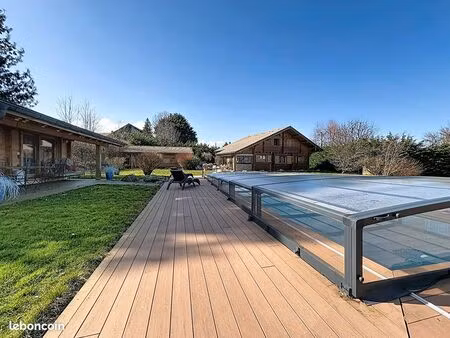 chalet 6 pièces 150 m²