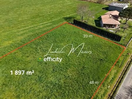 terrain 1 897 m² lafitte