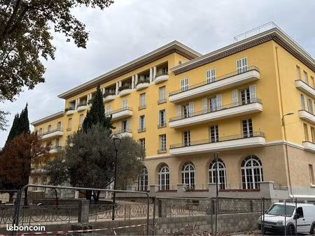 appartement 54m2 + parking avignon centre