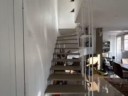 duplex 80 m² avec 2 balcons – vue jardin – parking résidence (porchefontaine versailles)