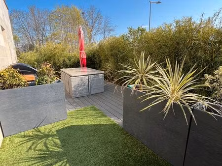 rez-de-jardin d'exception avec grande terrasse - appartement 4 pièces dans quartier recher