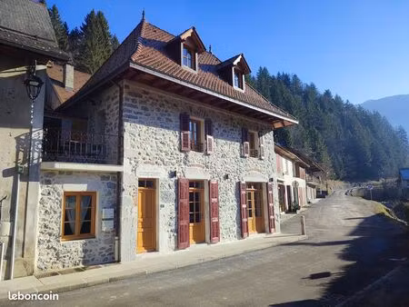 local commercial erp 5ème catégorie