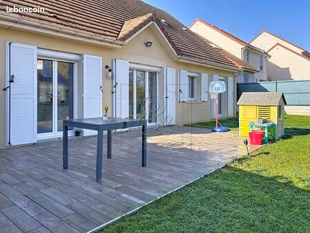 maison 5 pièces 110 m²