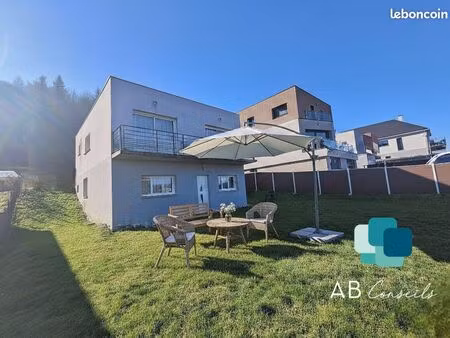 maison 5 pièces 138 m²
