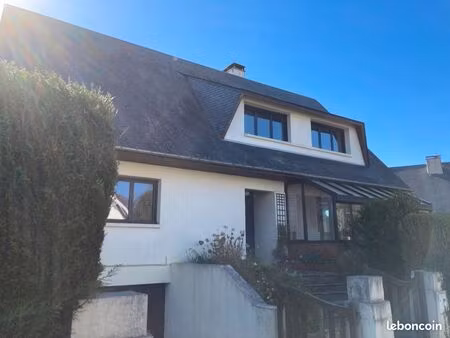 maison 8 pièces 161 m2