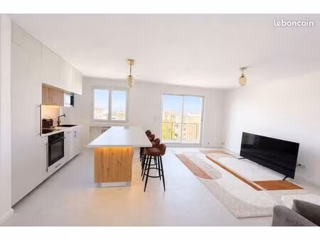 appartement t3 loué meublé – toute charges comprises / eau / elec / parking