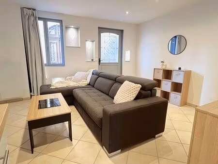 t2 meublé 40m² rdc – clé en main – entièrement équipé – lumineux – entrée individuelle – c