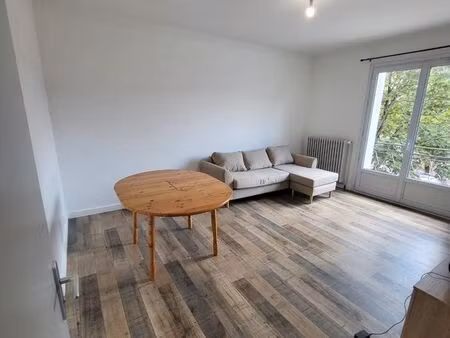 appartement t4 meublé avec garage et place de parking