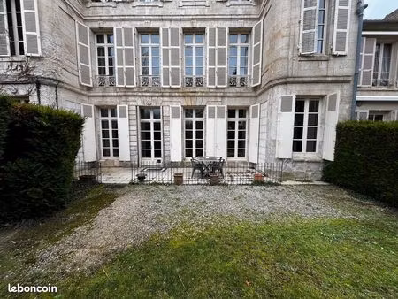 beau t3 meublé hyper centre