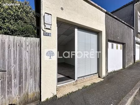 local commercial 18 m²