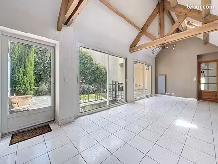 maison 7 pièces 160 m²