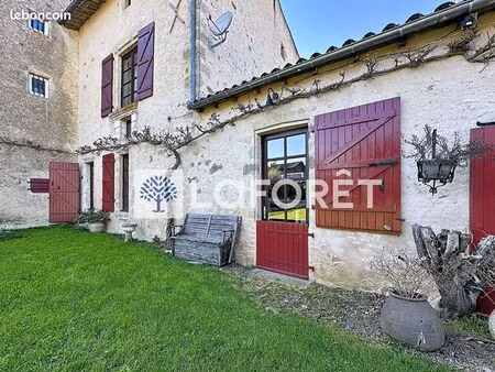 maison 6 pièces 335 m²