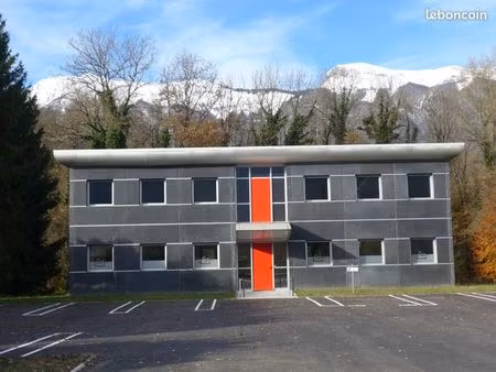 location bureaux 300m2 près d'albertville