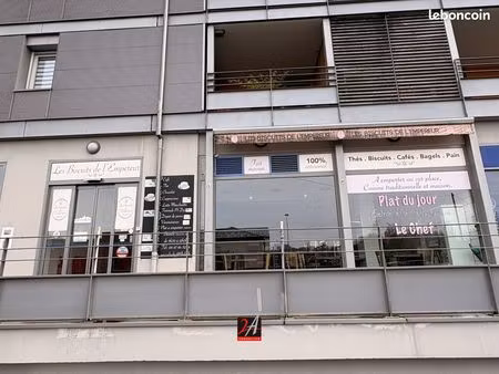 local commercial 120 m² annecy
