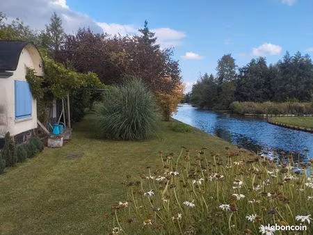 très beau terrain de loisir aux hortillonnages