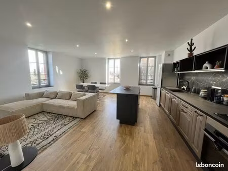 appartement lumineux de 76m2