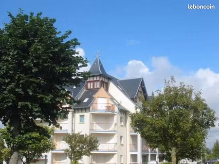 studio 1 pièce 26 m²