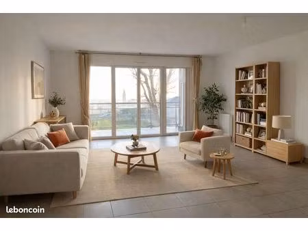 appartement t4 110 m² félix faure vue mer