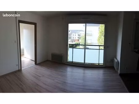 f2 a louer le mesnil esnard