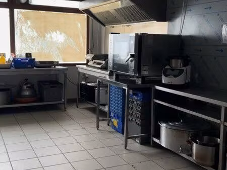 local commerciale laboratoire