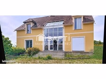 propriété 5 pièces 145 m²