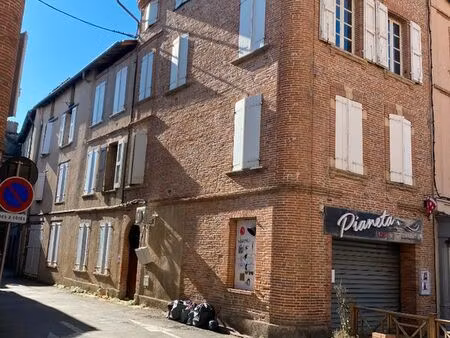immeuble 13 pièces 334 m²