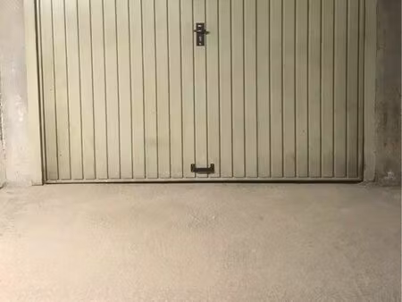 garage / box sécurisé