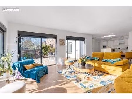 maison 5 pièces 153 m²