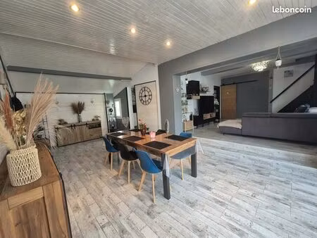 maison 6 pièces 130 m²